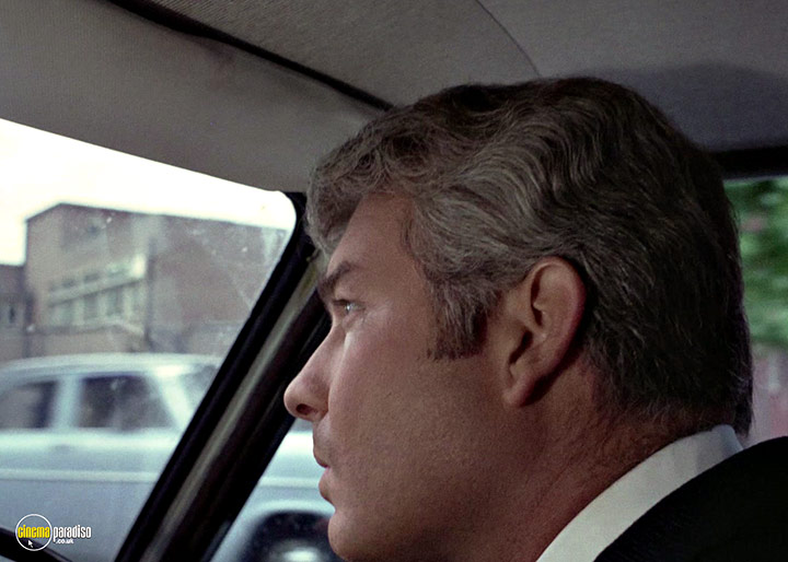 A still #28 from Man in a Suitcase: Series (1968)