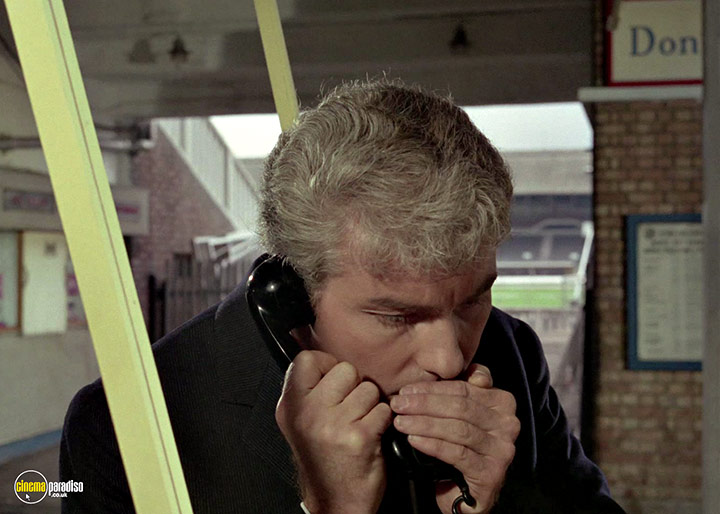A still #46 from Man in a Suitcase: Series (1968)