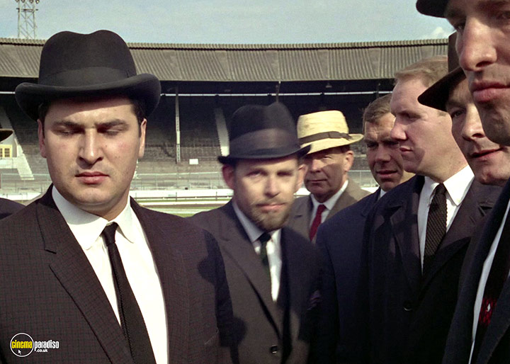 A still #44 from Man in a Suitcase: Series (1968)
