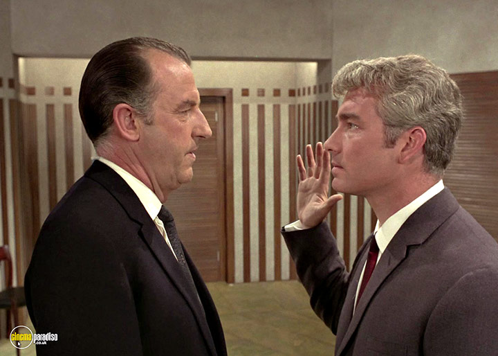 A still #55 from Man in a Suitcase: Series (1968)
