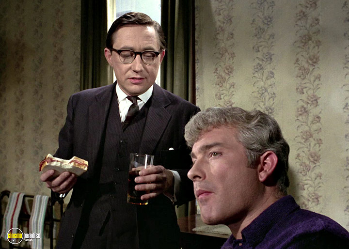 A still #50 from Man in a Suitcase: Series (1968)