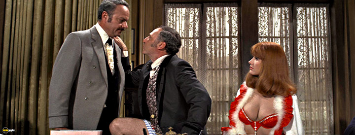 A still #100 from Blazing Saddles (1974)