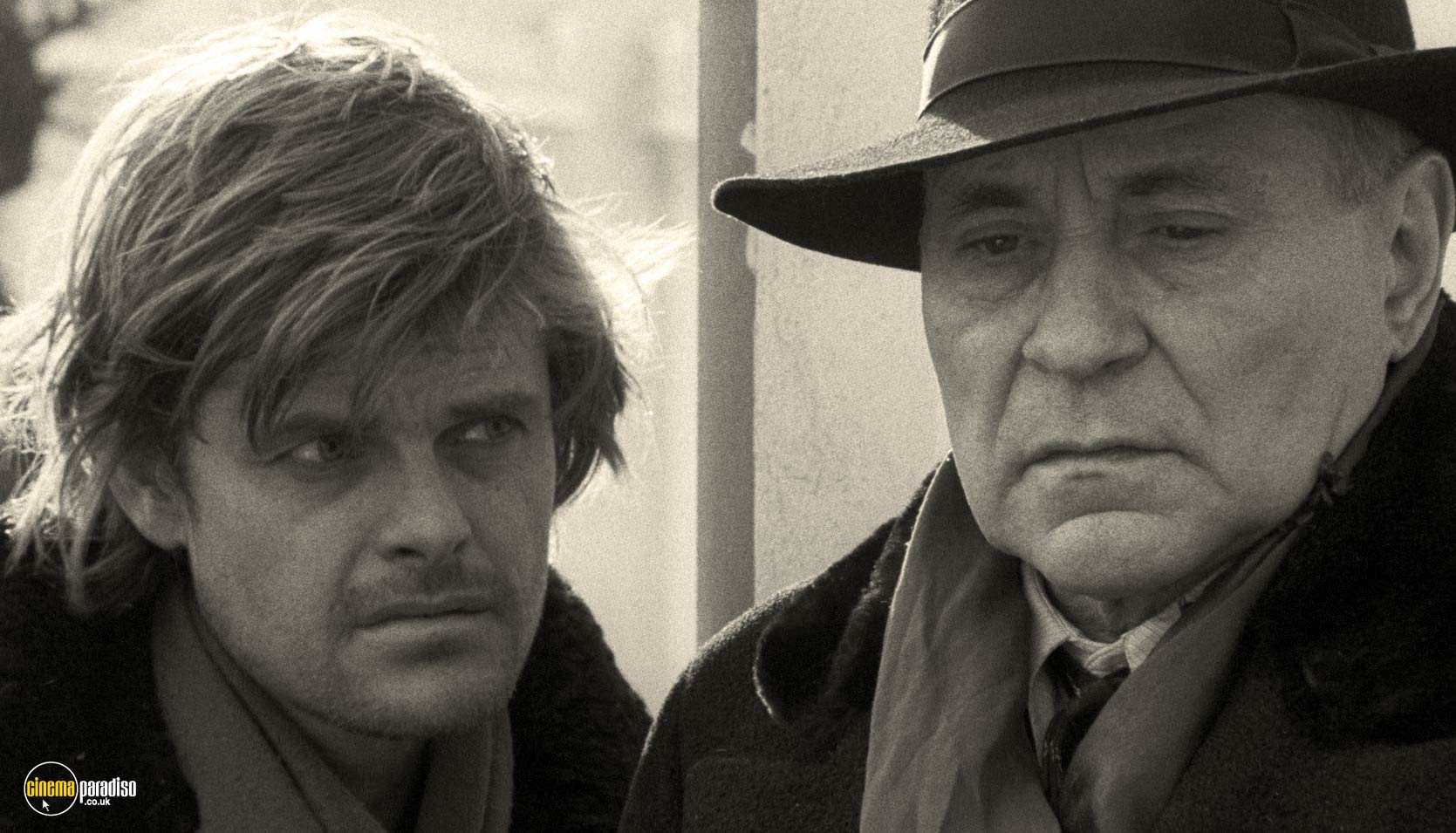 A still from Werckmeister Harmonies (2000) 