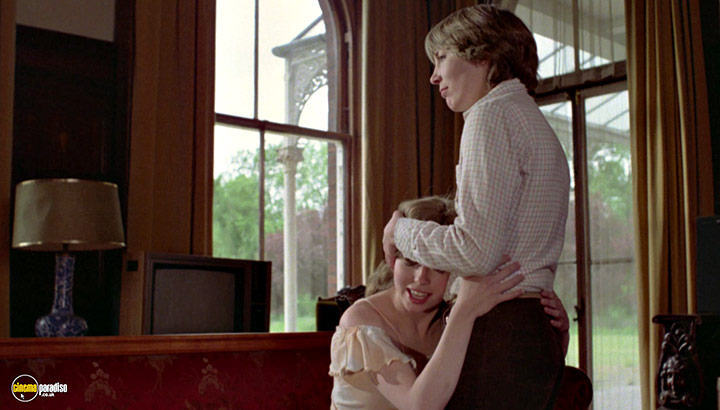 A still #45 from Prey (1977)