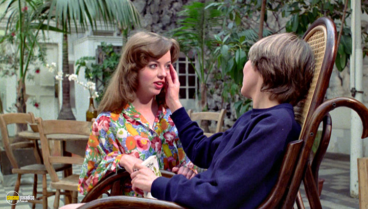 A still #82 from Prey (1977)