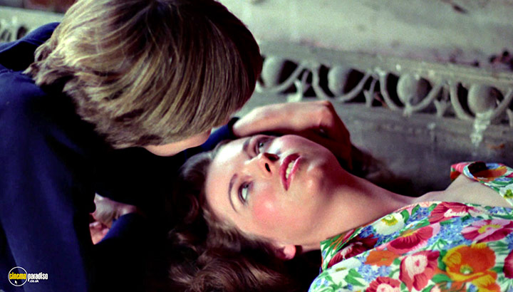 A still #93 from Prey (1977)
