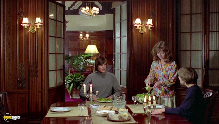 A still #103 from Prey (1977)