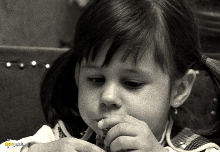 A still #5 from Family Nest (1979)