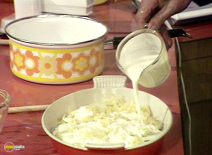 A still #4 from Cooking Price-Wise (1971)