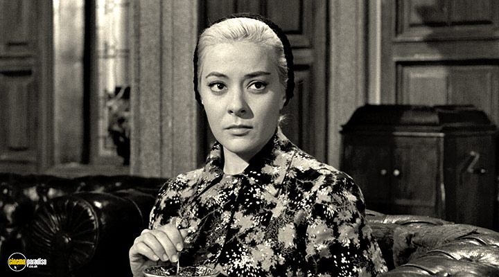 A still #1 from Viridiana (1961)