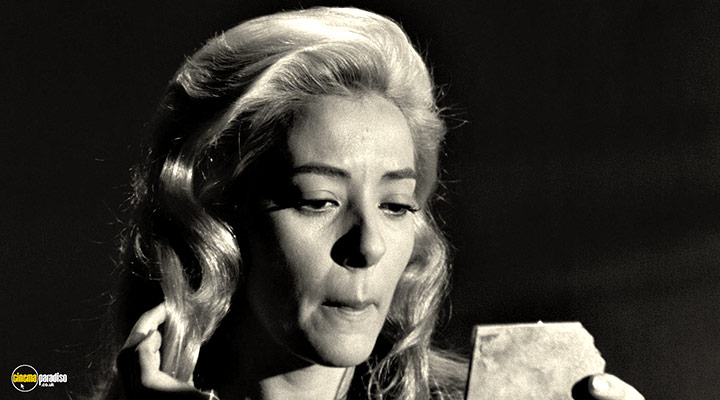 A still #2 from Viridiana (1961)