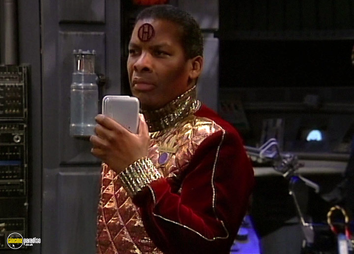 A still #3 from Red Dwarf: Series 5 (1992)