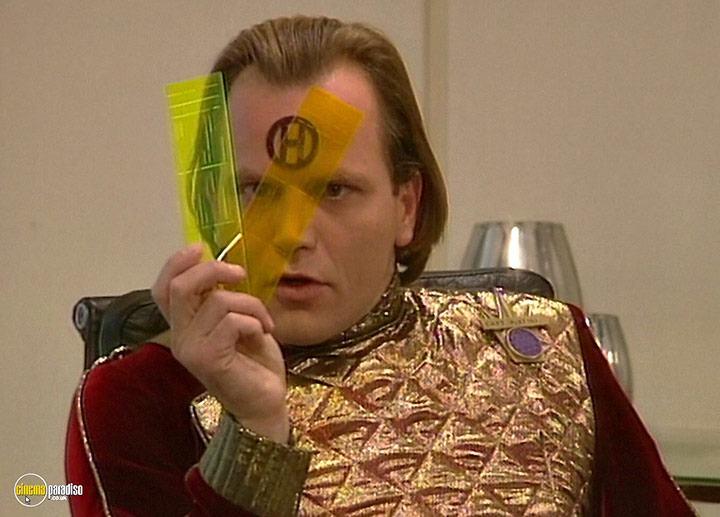 A still #35 from Red Dwarf: Series 5 (1992)