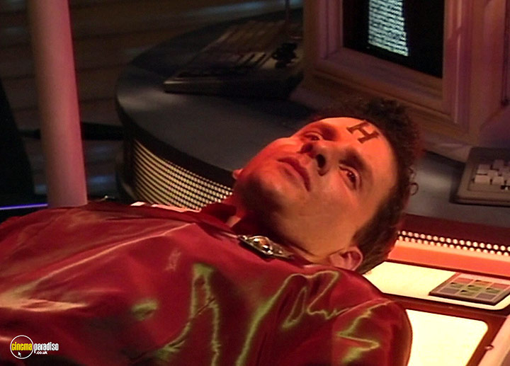 A still #58 from Red Dwarf: Series 5 (1992)