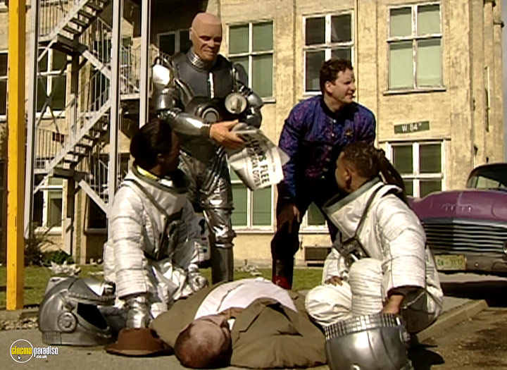 A still #50 from Red Dwarf: Series 7 (1997)