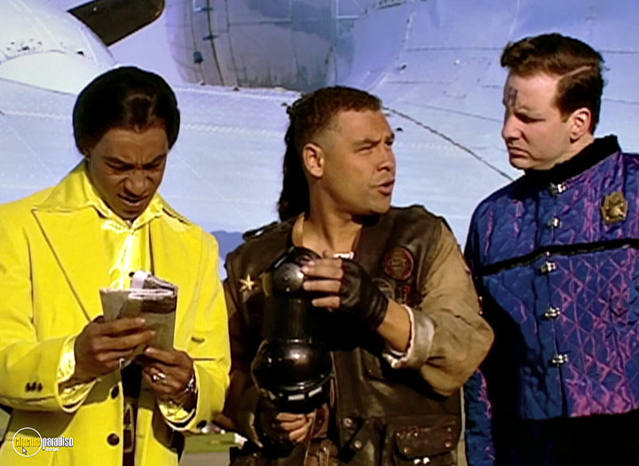 A still #64 from Red Dwarf: Series 7 (1997)
