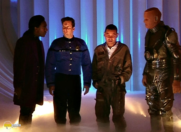 A still #92 from Red Dwarf: Series 7 (1997)
