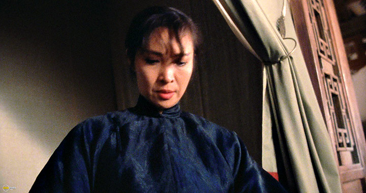A still #18 from The Legend (1993)