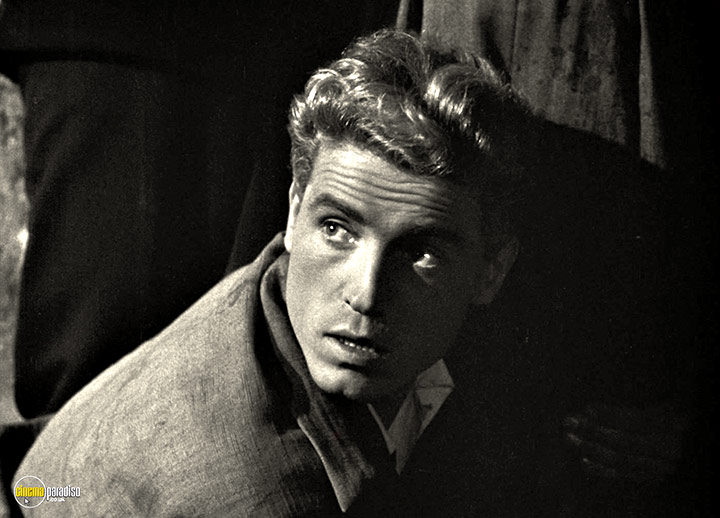 A still #107 from Orphee (1950)