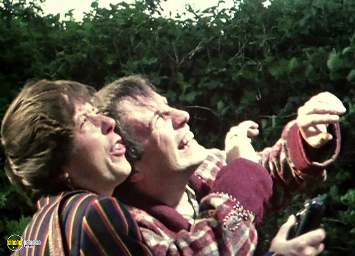 A still #37 from The Hitchhiker's Guide to the Galaxy: Series (1981)