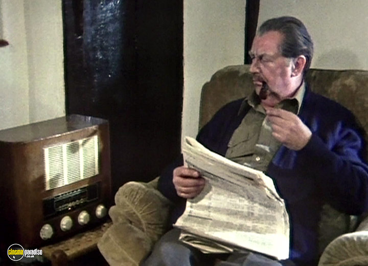 A still #43 from The Hitchhiker's Guide to the Galaxy: Series (1981)