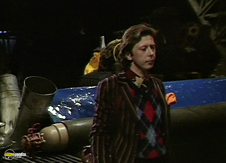 A still #62 from The Hitchhiker's Guide to the Galaxy: Series (1981)