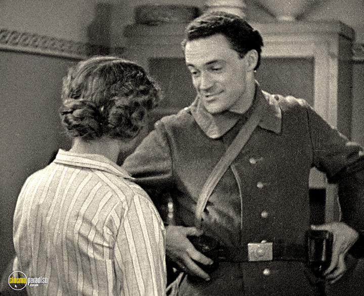 A still #42 from Westfront 1918 (1930)