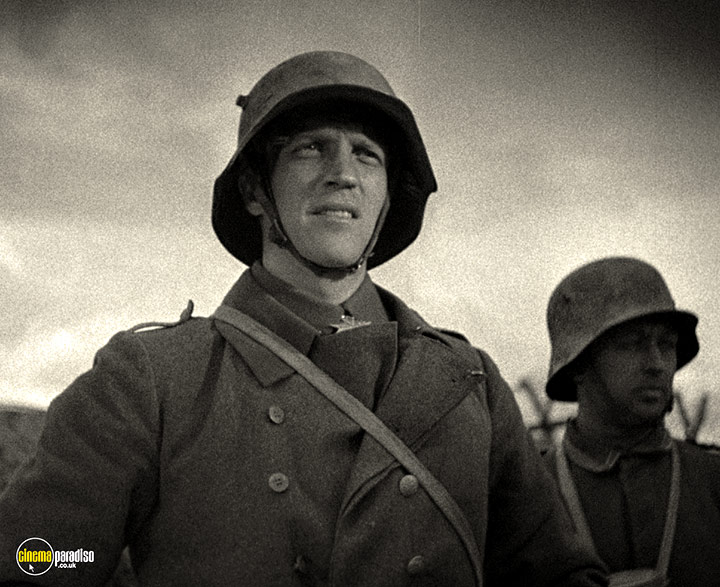 A still #52 from Westfront 1918 (1930)