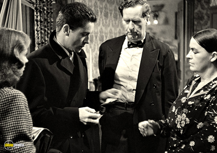 A still #45 from They Live by Night (1948)