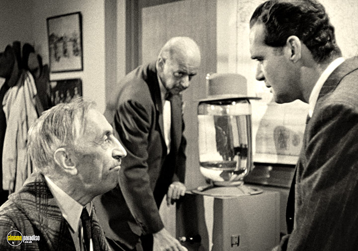 A still #54 from They Live by Night (1948)