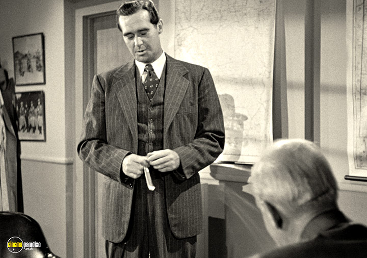 A still #55 from They Live by Night (1948)