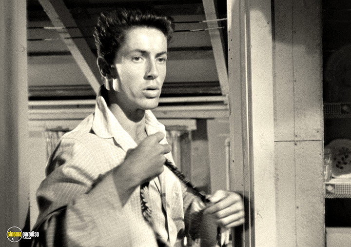 A still #59 from They Live by Night (1948)