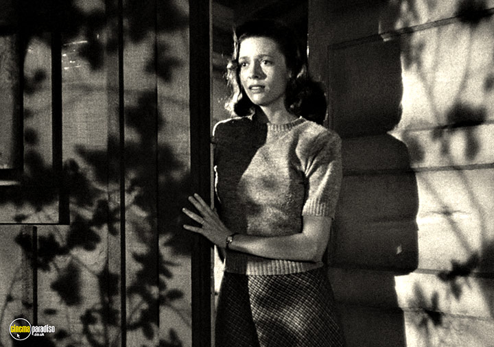 A still #64 from They Live by Night (1948)