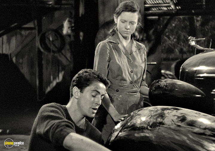 A still #84 from They Live by Night (1948)