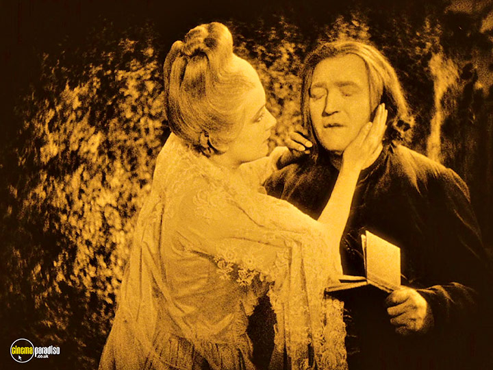 A still #20 from Tartuffe (1925)