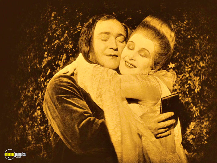 A still #1 from Tartuffe (1925)