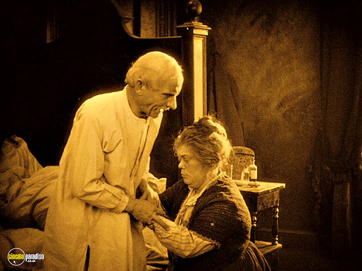 A still #30 from Tartuffe (1925)