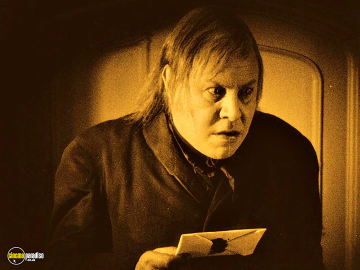 A still #34 from Tartuffe (1925)