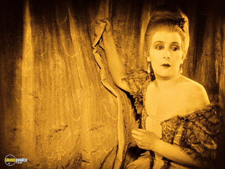 A still #14 from Tartuffe (1925)