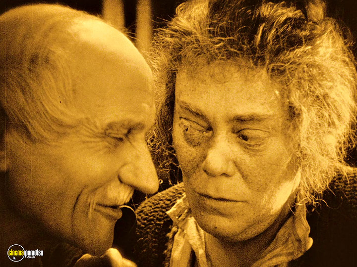 A still #15 from Tartuffe (1925)
