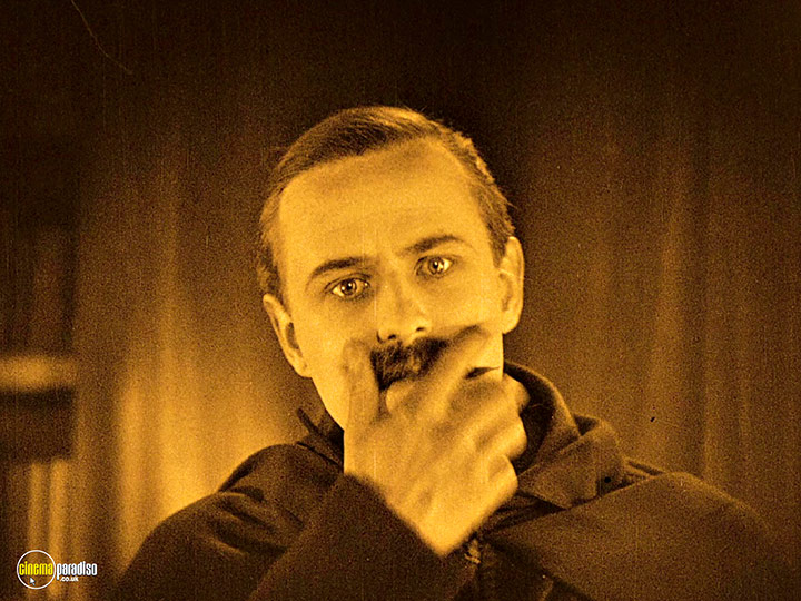A still #9 from Tartuffe (1925)
