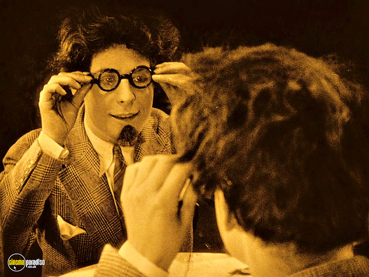 A still #54 from Tartuffe (1925)
