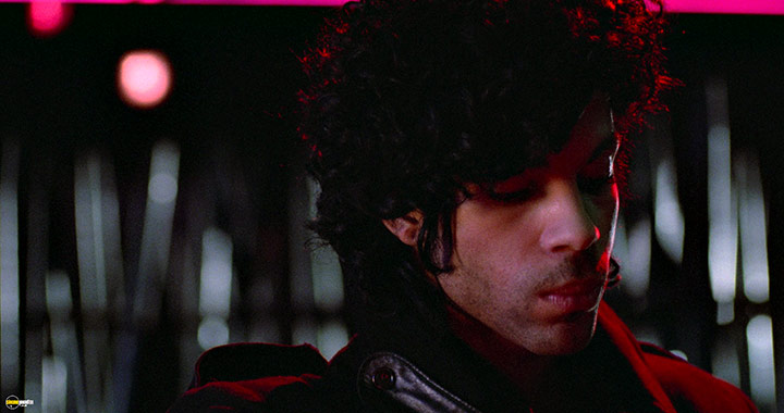 A still #32 from Prince: Purple Rain (1984)