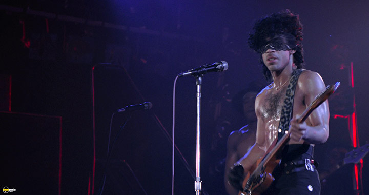 A still #34 from Prince: Purple Rain (1984)