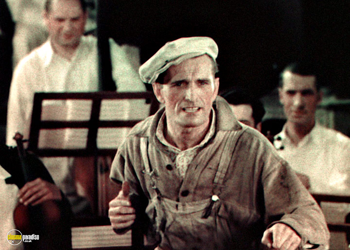 A still #40 from King of Jazz (1930)
