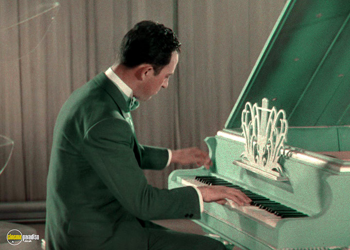 A still #64 from King of Jazz (1930)
