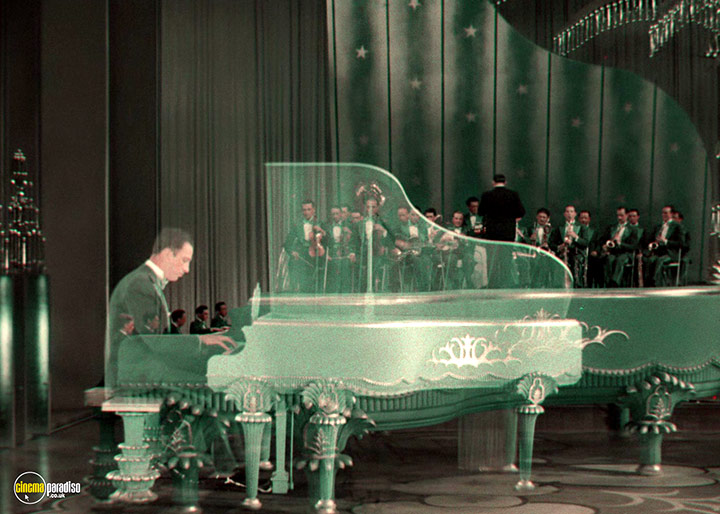 A still #67 from King of Jazz (1930)