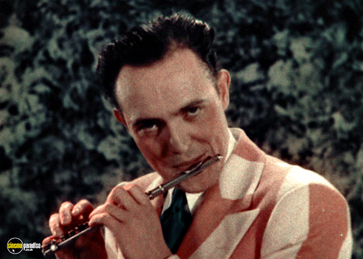 A still #25 from King of Jazz (1930)