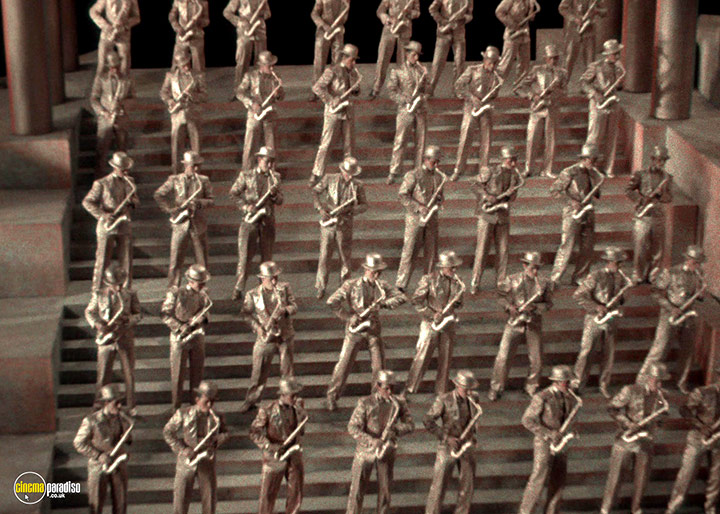 A still #107 from King of Jazz (1930)