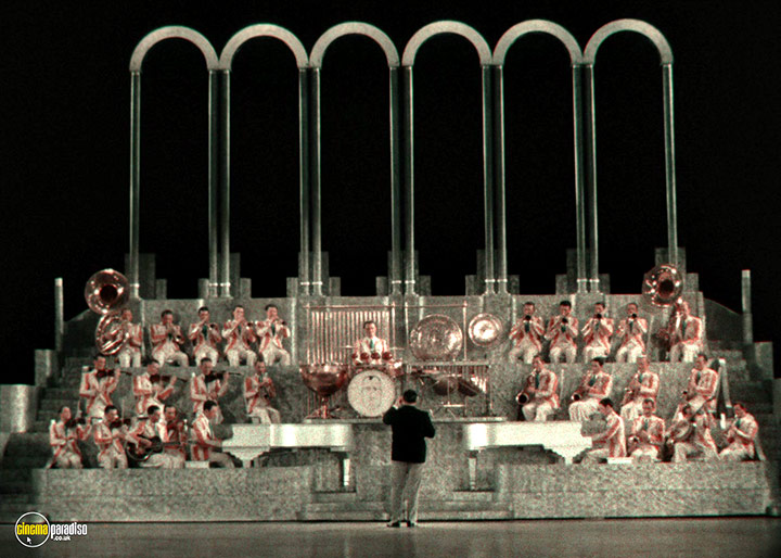 A still #114 from King of Jazz (1930)